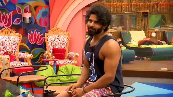 கிட்சனில் கேபி.. 