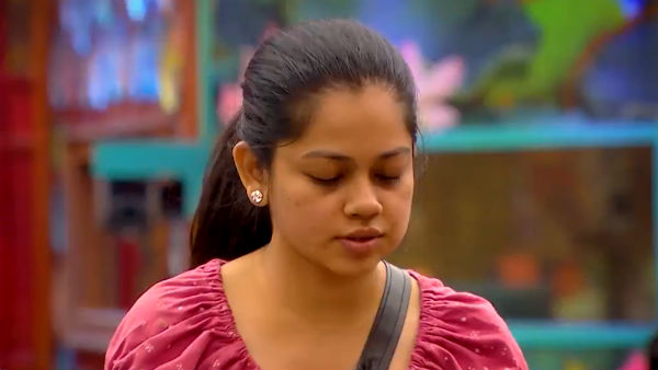 அரை ட்ரவுசருடன் 