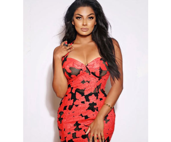 வேற லெவல் ஹாட் 