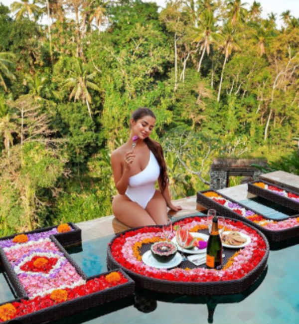 சரக்கும் சாப்பாடும் சரக்கும் சாப்பாடும்