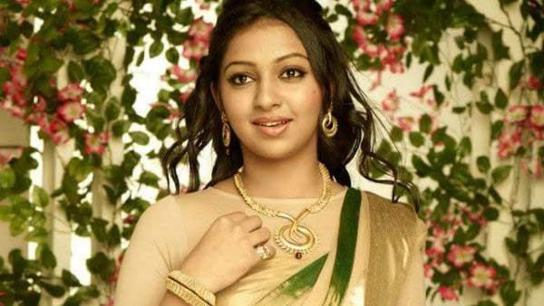 விக்ரம்பிரபு ஜோடியாக 