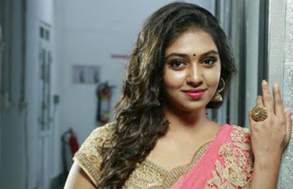 பலரும் கேள்வி எழுப்பினர் 