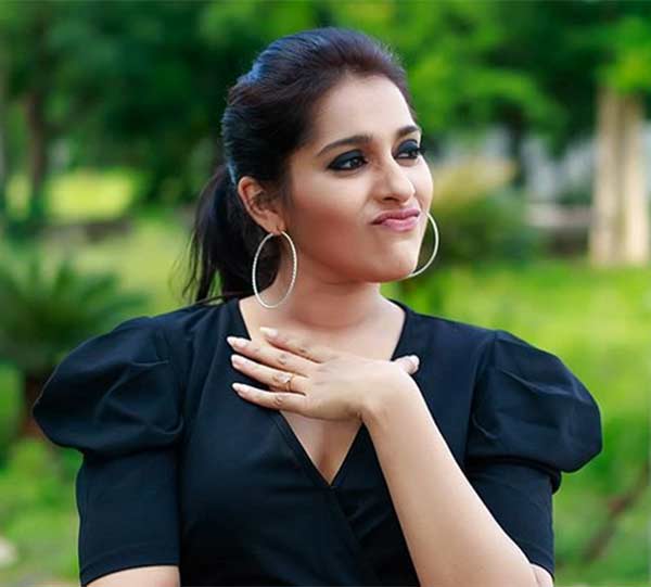 கண்டேன் ஹீரோயின் 