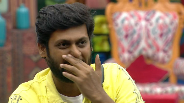 கொளுத்திப்போட்ட மாஸ்க் 