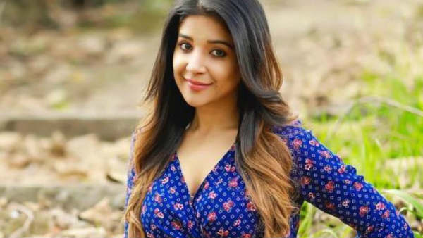 சோஷியல் மீடியா சோஷியல் மீடியா