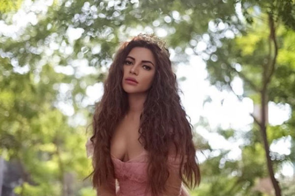 பிரபல டிவி நடிகை