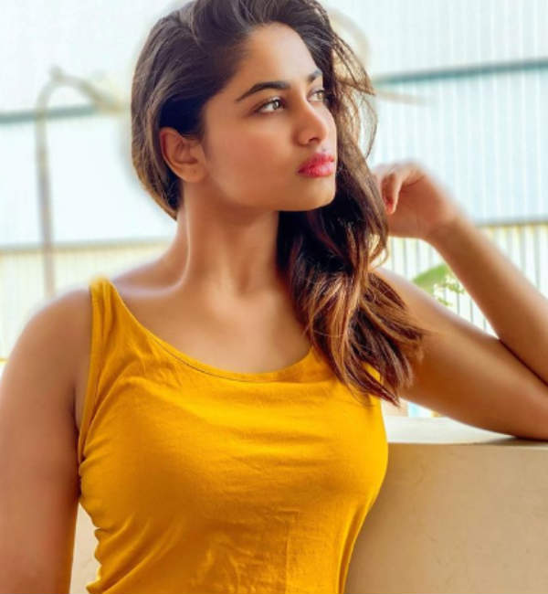 மேக்கப் போடாம