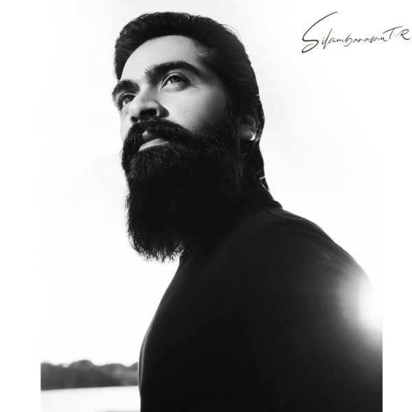 நீண்ட தாடியுடன் சிம்பு நீண்ட தாடியுடன் சிம்பு