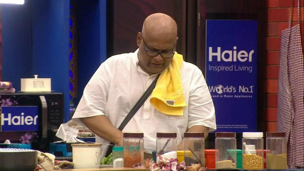 அனிதா ஒதுங்கினார்