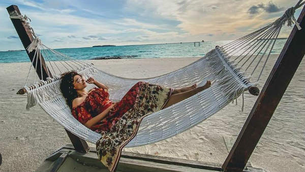 அன்புக்கு சொந்தக்காரி