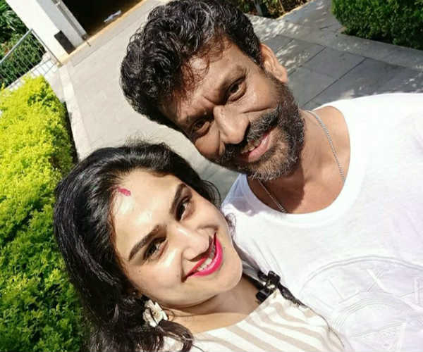 குடித்துவிட்டு ஆபீஸிலேயே 