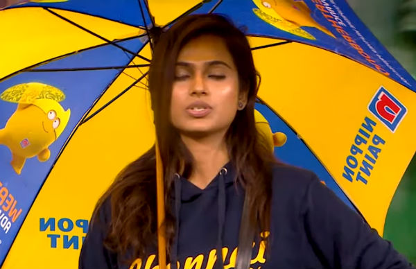 ரசிகர்கள் குற்றச்சாட்டு 