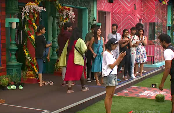 நண்டு சிண்டு சண்டை