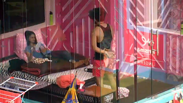 மீண்டும் குரூபிசம் பஞ்சாயத்து