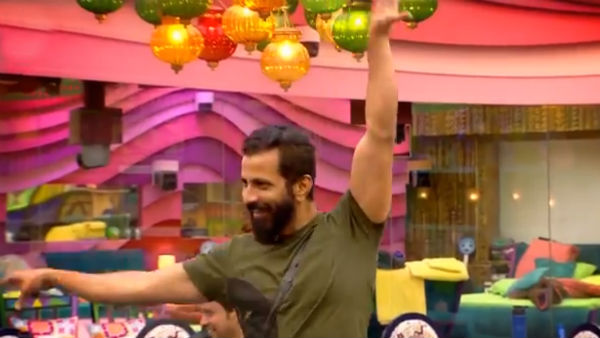 மைக் மாட்டல