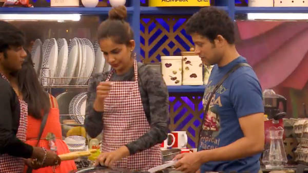 காசு தீனி.. அல்ப.. காசு தீனி.. அல்ப..