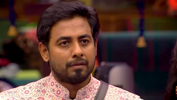 வீணாக்கிக்கிட்டே இருக்கோம் 