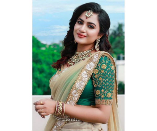 லைவில் பேச்சு 