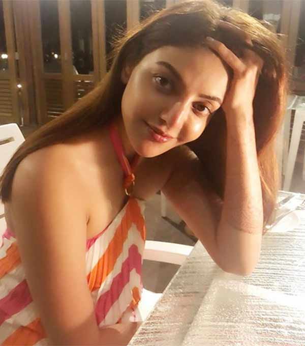 கொல்றீங்களே காஜல் கொல்றீங்களே காஜல்