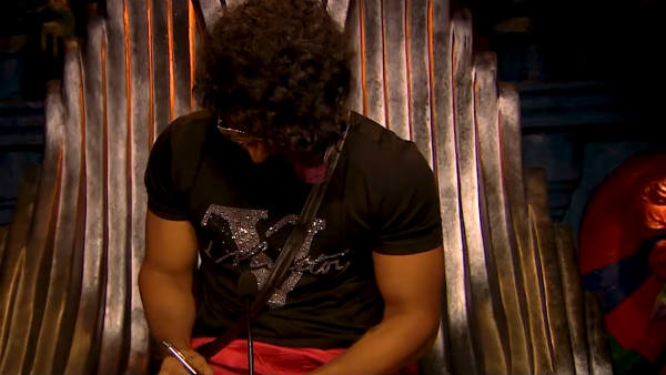 சமூக வலைதளங்களிலும் 