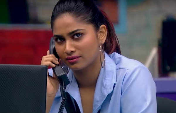 ஷிவானி ரியாக்‌ஷன்