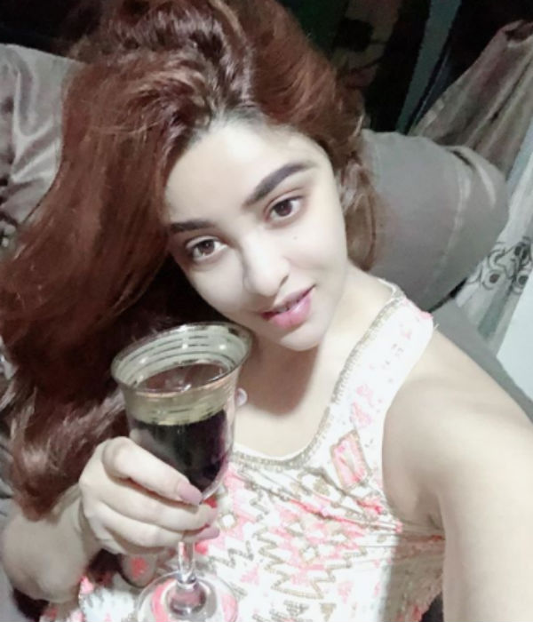 கட்சியில் இணைந்தார் 