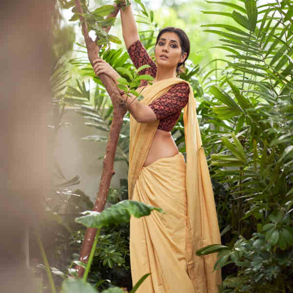 பாவாடை தாவணி 