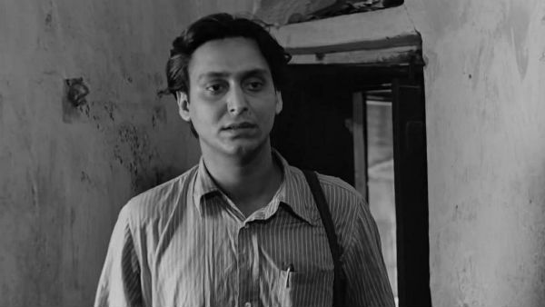 பாதித்து வருகிறது 