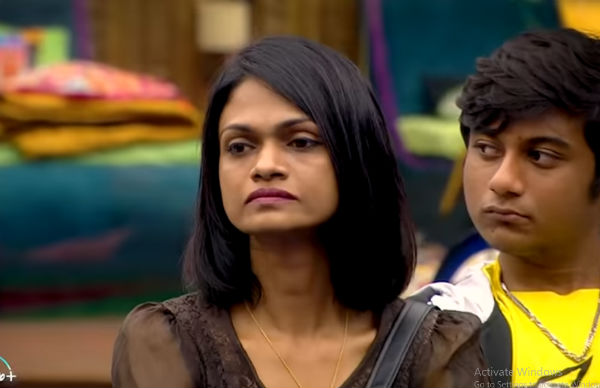 நாட்டை கெடுத்ததுடன் 