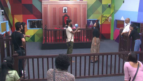 ஃபேவரிசம் பண்ண சம்யுக்தா ஃபேவரிசம் பண்ண சம்யுக்தா