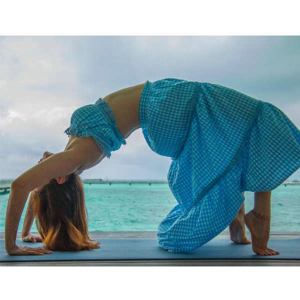 யோகாலாம் பண்ணி ரெடியாகுறீங்க போல