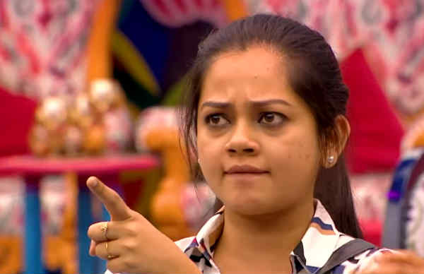 ஆட்டியூட் காட்டிய அனிதா 