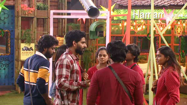 ஷிவானியுடன் சண்டை