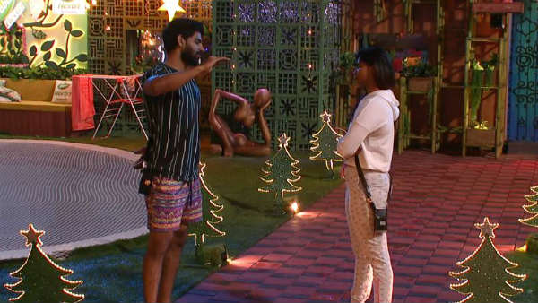 நானோ ஆரியோ