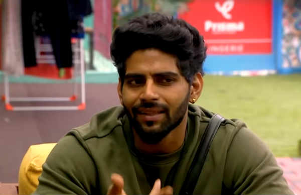 கொலை விழுந்திருக்கும் 