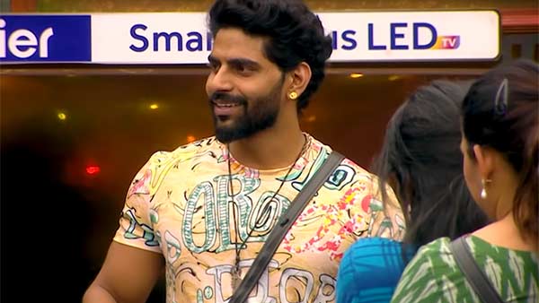 ஷிவானிக்கு கேக் ஊட்டிவிட்ட பாலா