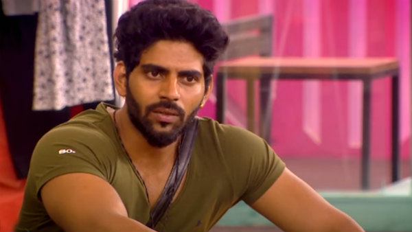 கொட்டித் தீர்த்தார் 