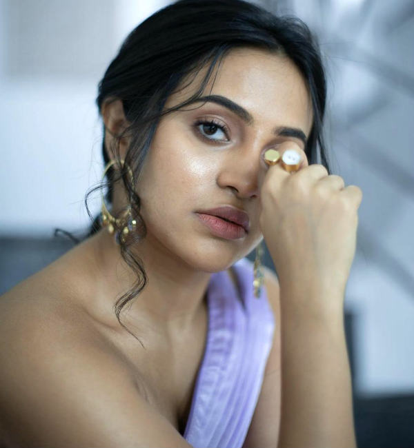 தந்தையின் கையில்