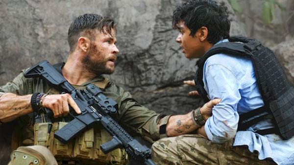 தோர் நடிகர் படம்