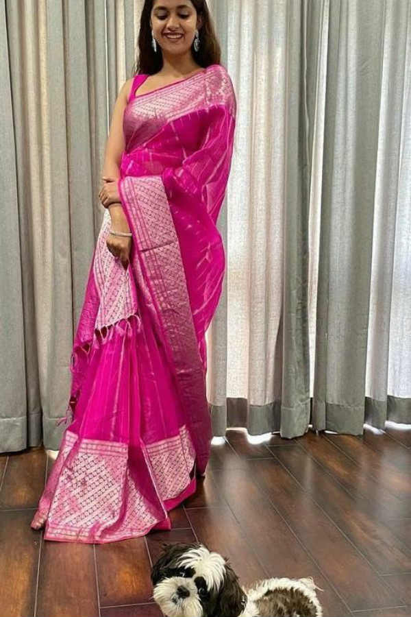 வர்ணிக்க வார்த்தைகளே இல்லை