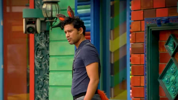 வீசியெறிந்த சோம் 