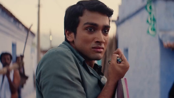 தனிச்சிறப்பு பெற்று