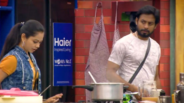 ஆரி நீ ஒரு மாறி