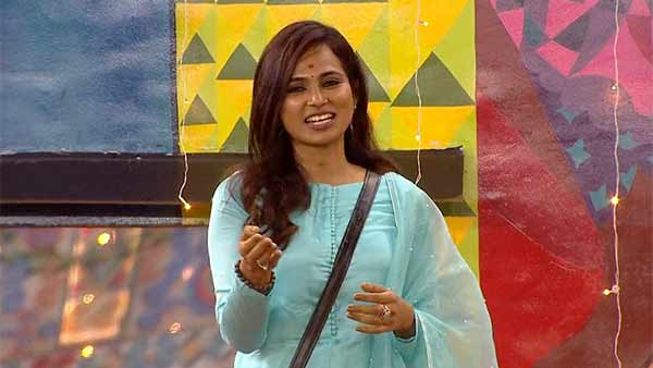 ஹாட்ரிக் அடிப்பாரா ரம்யா