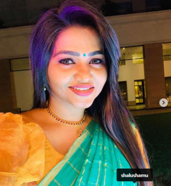 இதயம் நொறுங்கிவிட்டது 