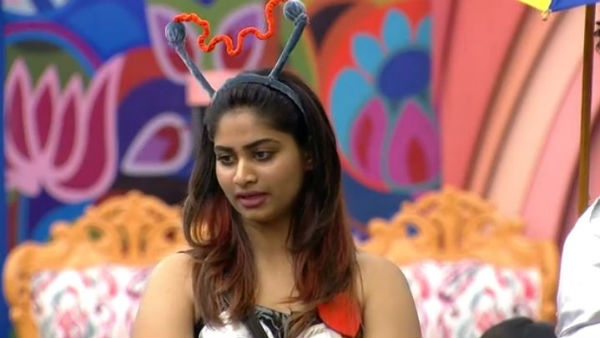 சிரிச்சா போச்சு