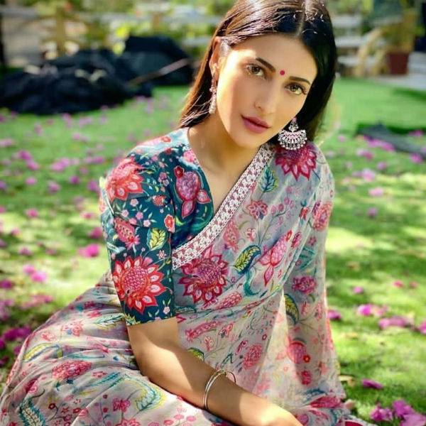 மாஸ் மகாராஜா ரவிதேஜாவுடன்