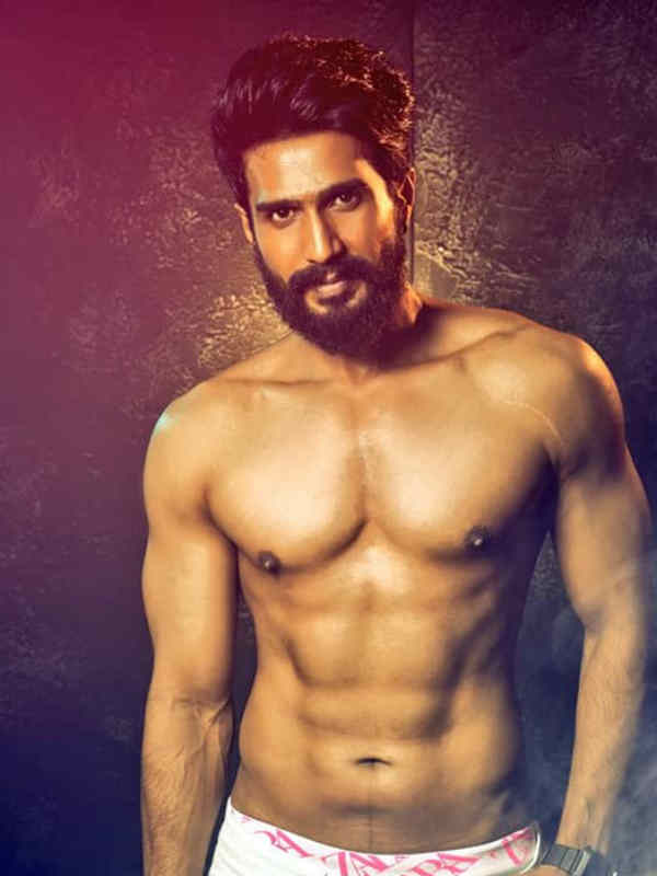 கடுமையாக கண்டிக்கிறேன் 