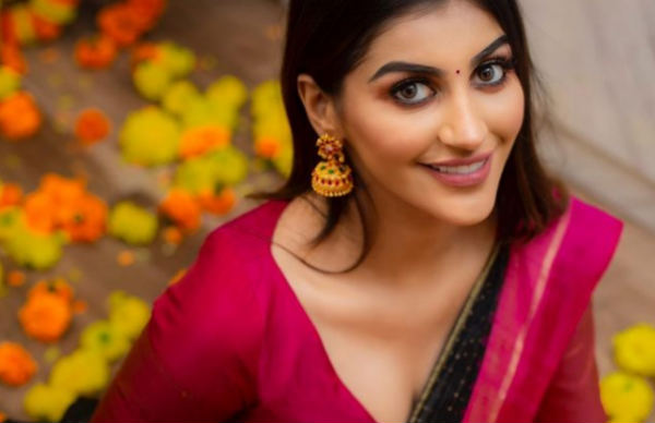 யாஷிகாவுடன் நெருக்கமாக