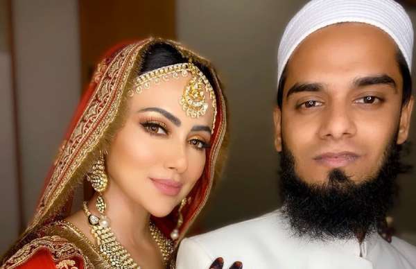 முப்தி அனாஸ் 